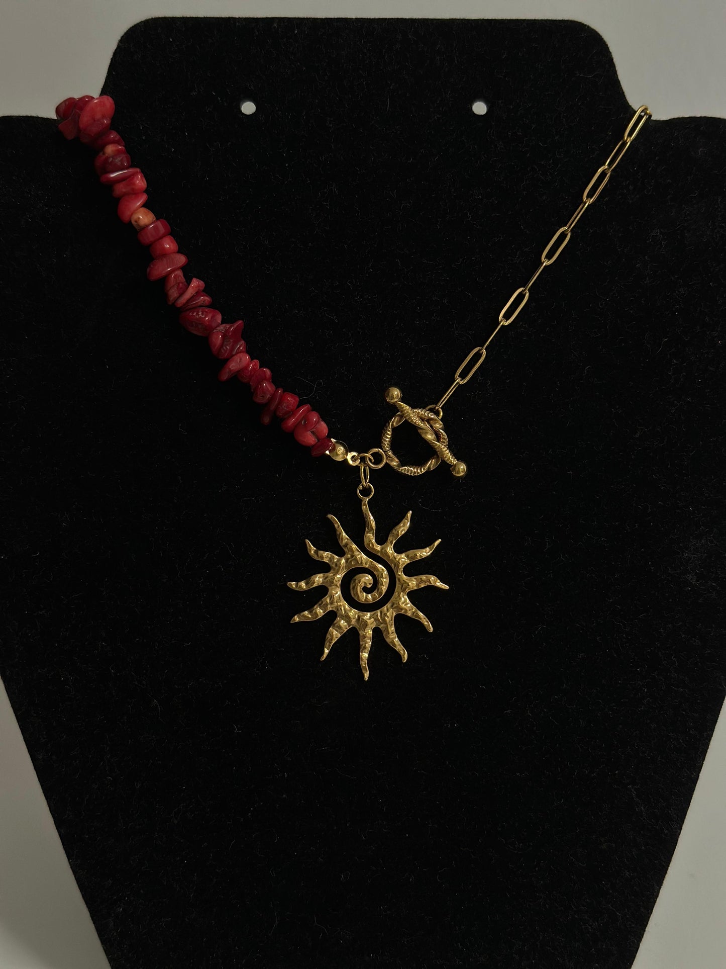 Collar Brillo Carmesí